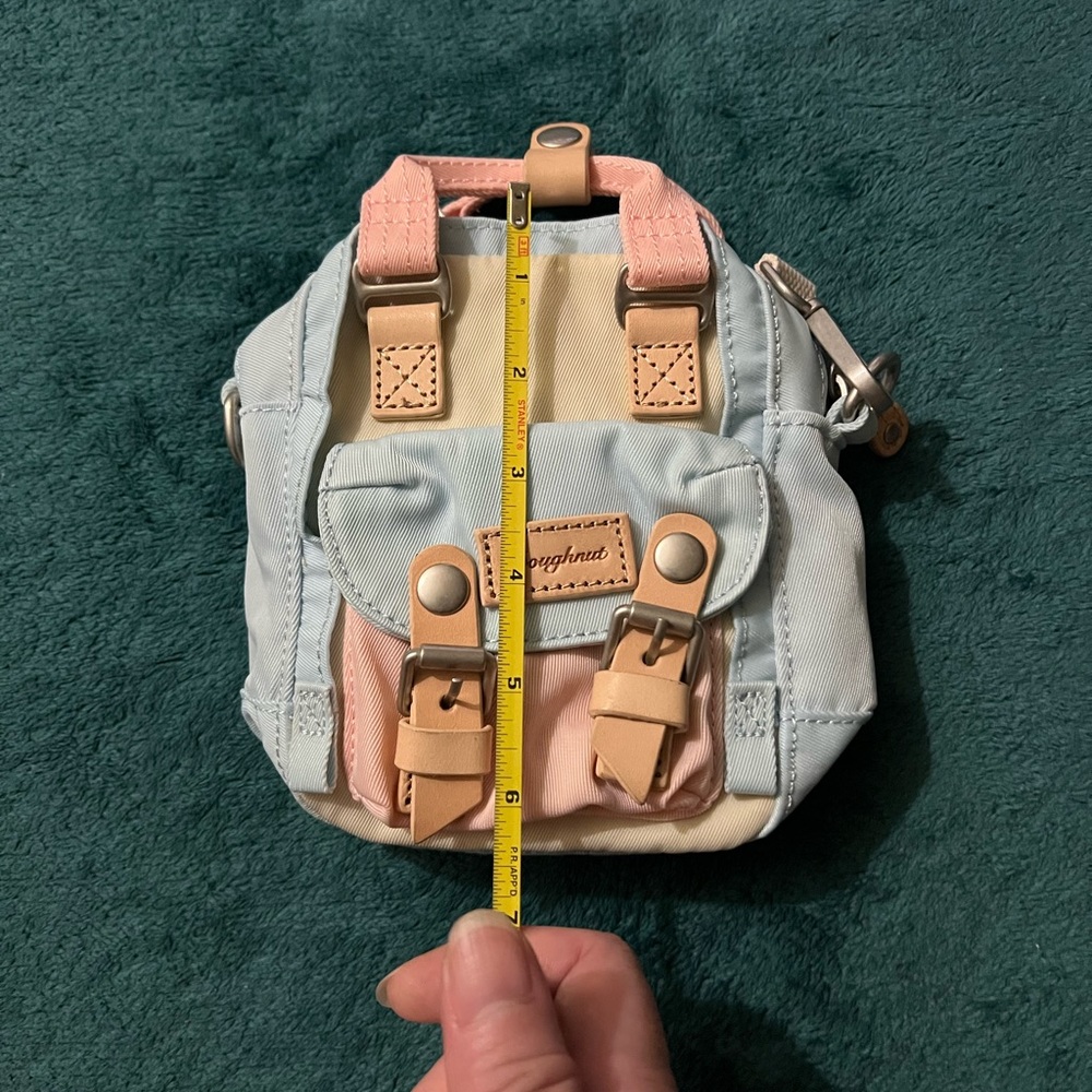 Doughnut mini macaron crossbody - Picture 3 of 4